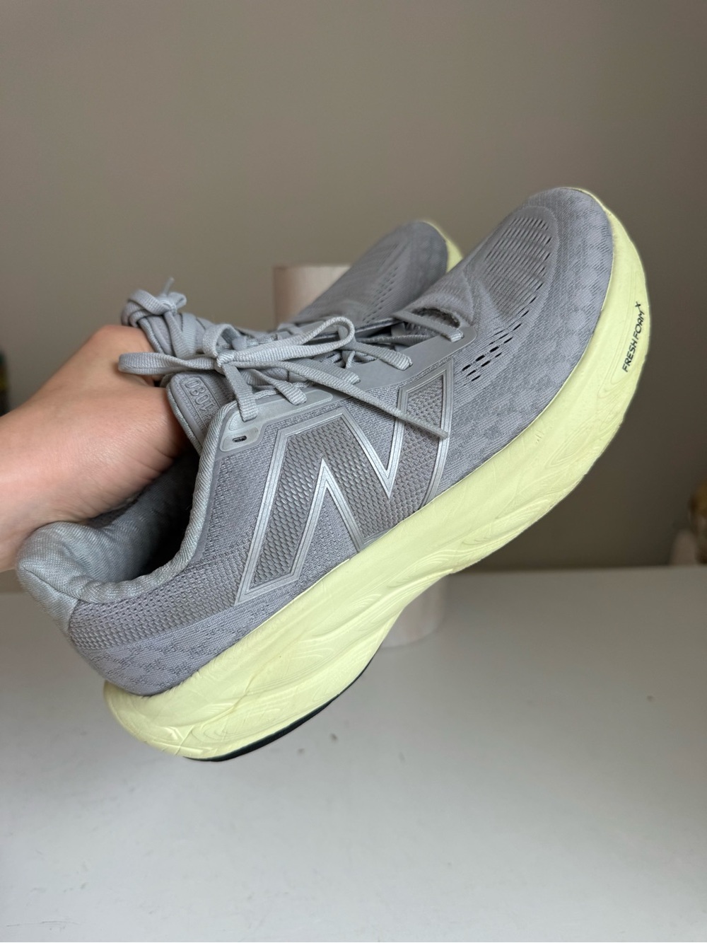 New Balance Fresh Foam X 1080v14 Women’s Running Shoes Size 10.5 Gray Lime
